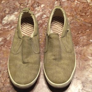 Taos, greenish gray, women Loafter.